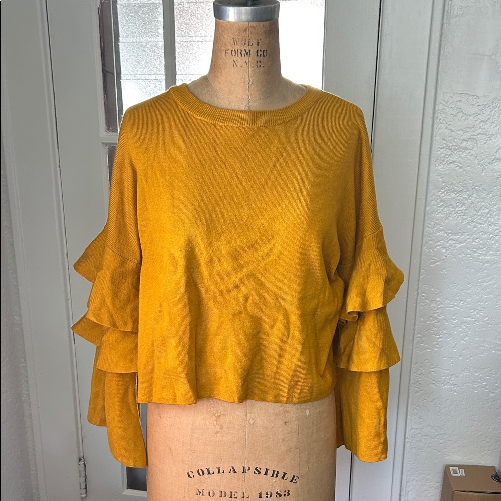 Mustard long sleeve tier sleeved sweater